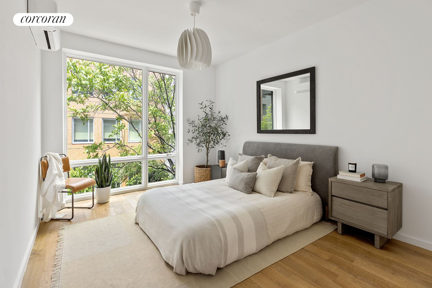 159 E 118TH Street Unit: 3B