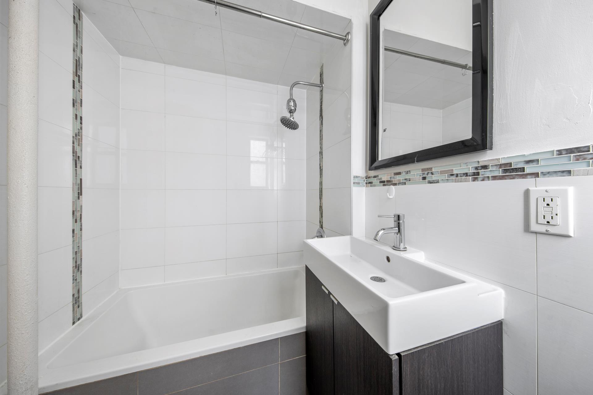 260 PACIFIC Street Unit: 10