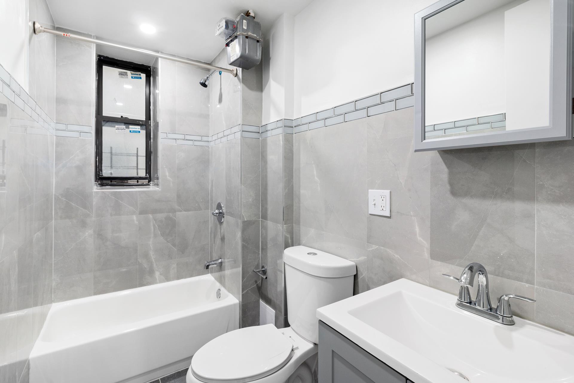256 PACIFIC Street Unit: 20