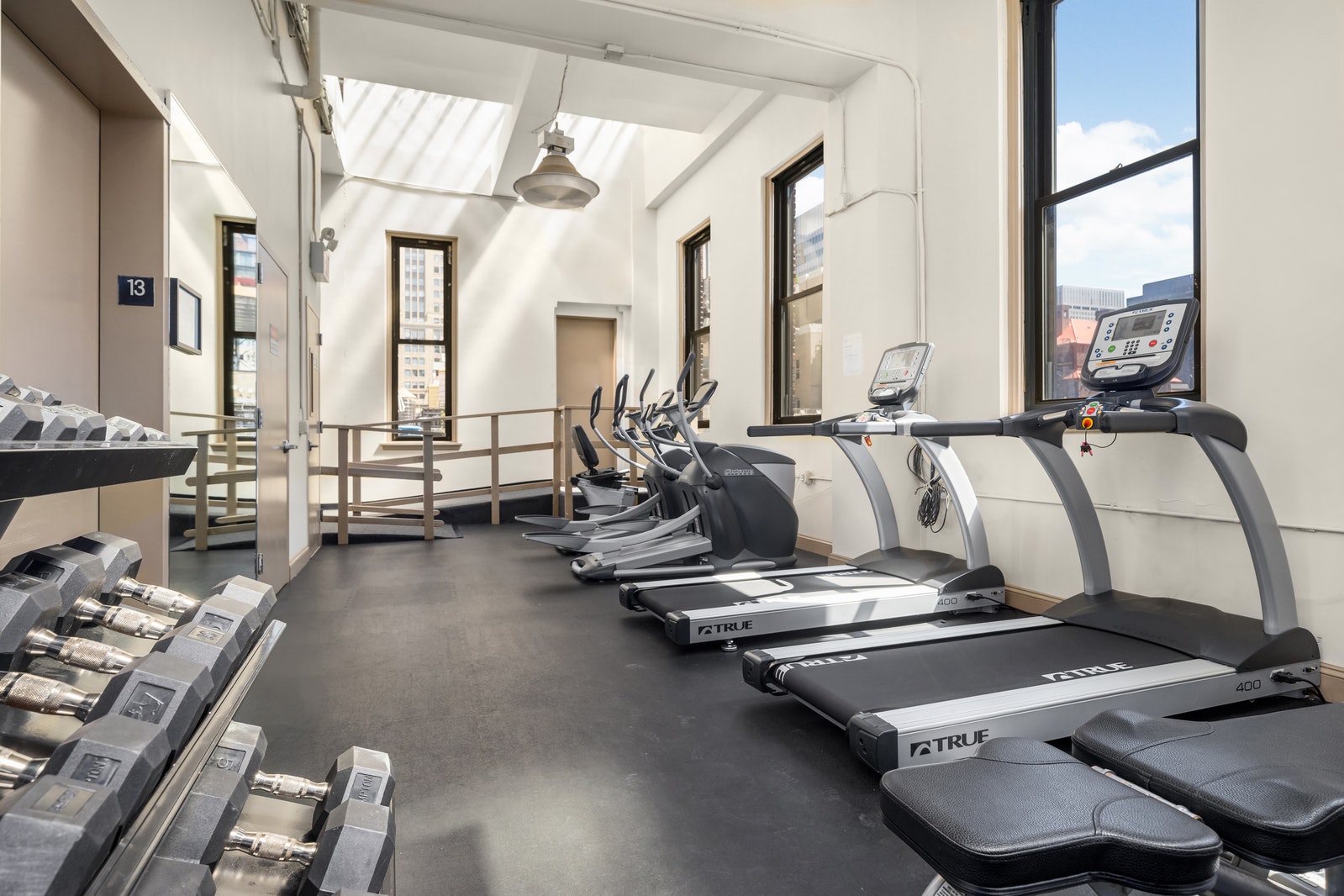 11 East 36th Street Unit: 606