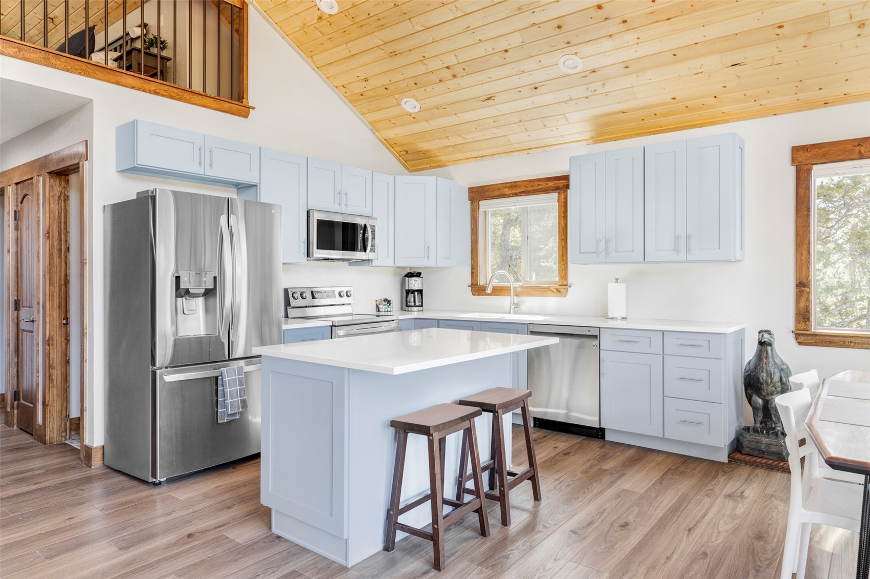1207 Guymard ROAD