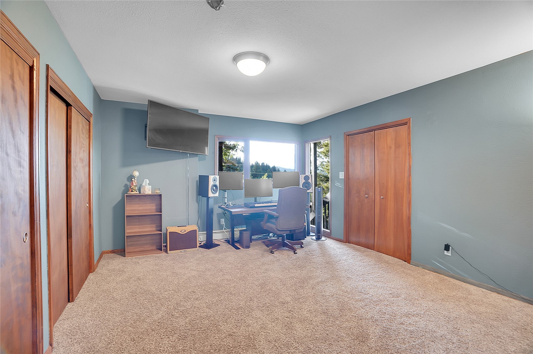 920 Saddleback DRIVE