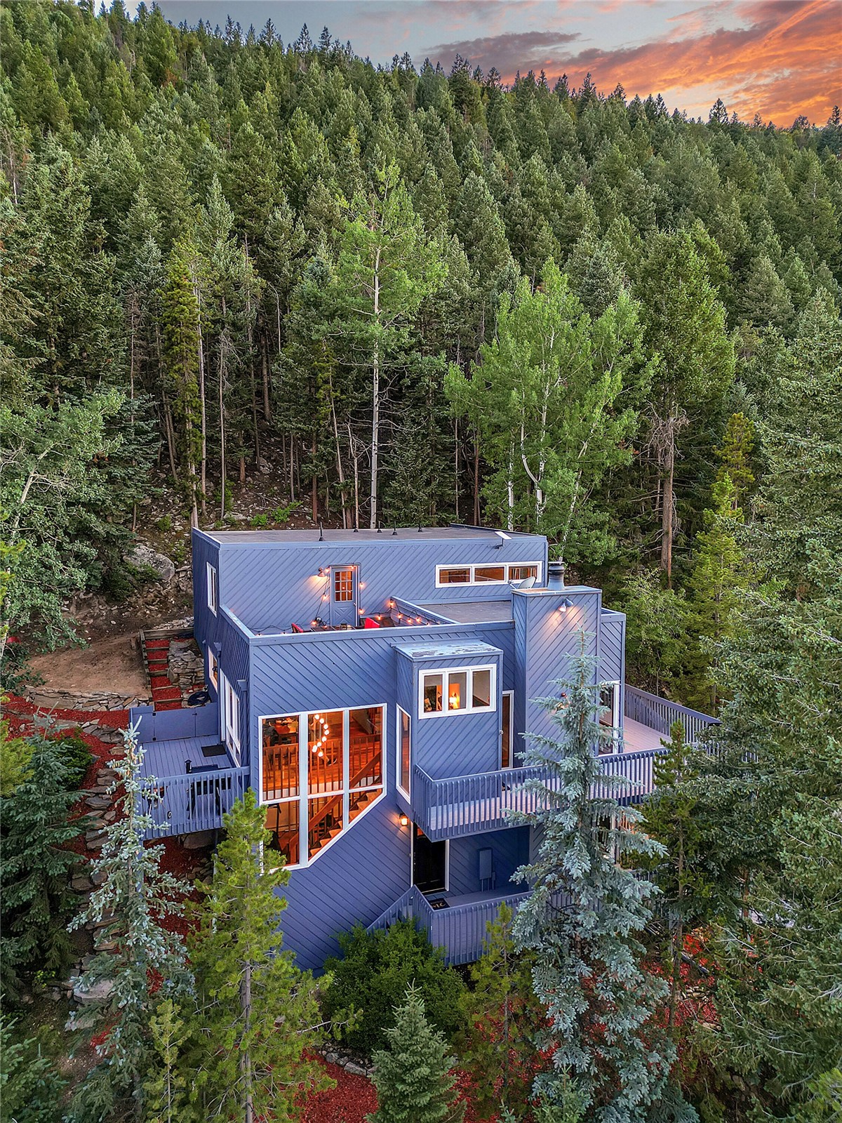 920 Saddleback DRIVE