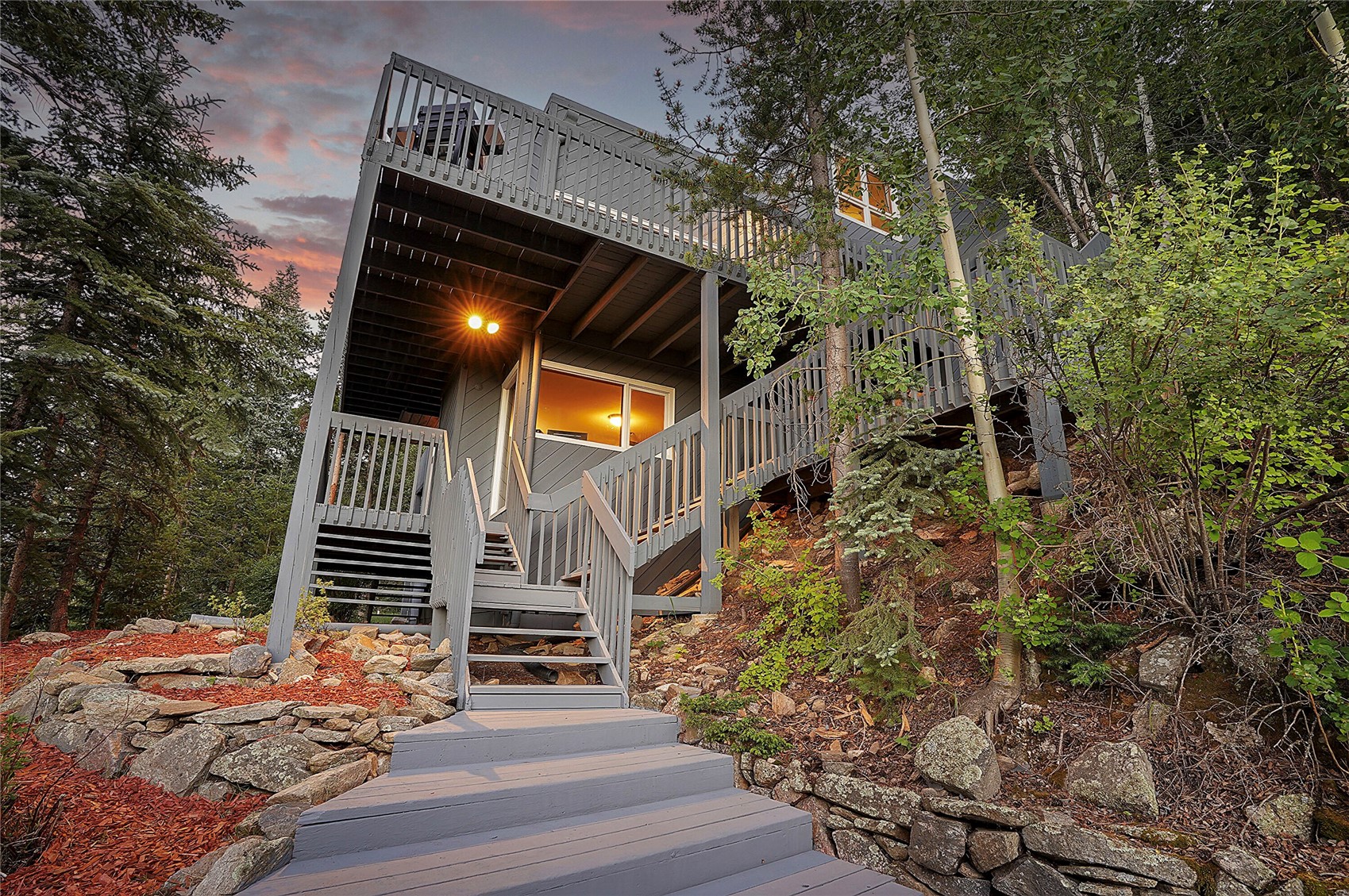 920 Saddleback DRIVE