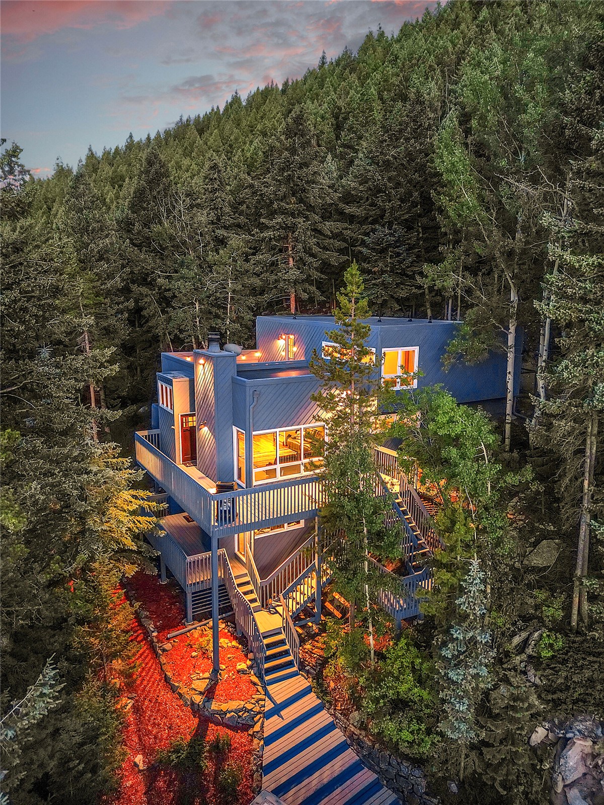 920 Saddleback DRIVE