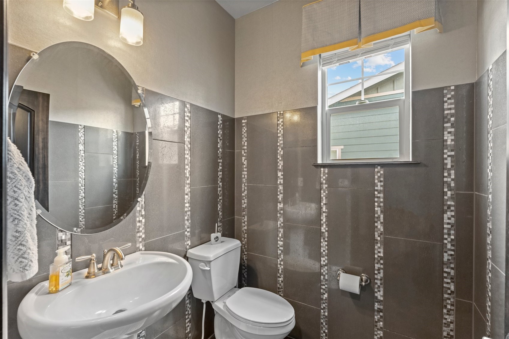 15407 W 50th PLACE