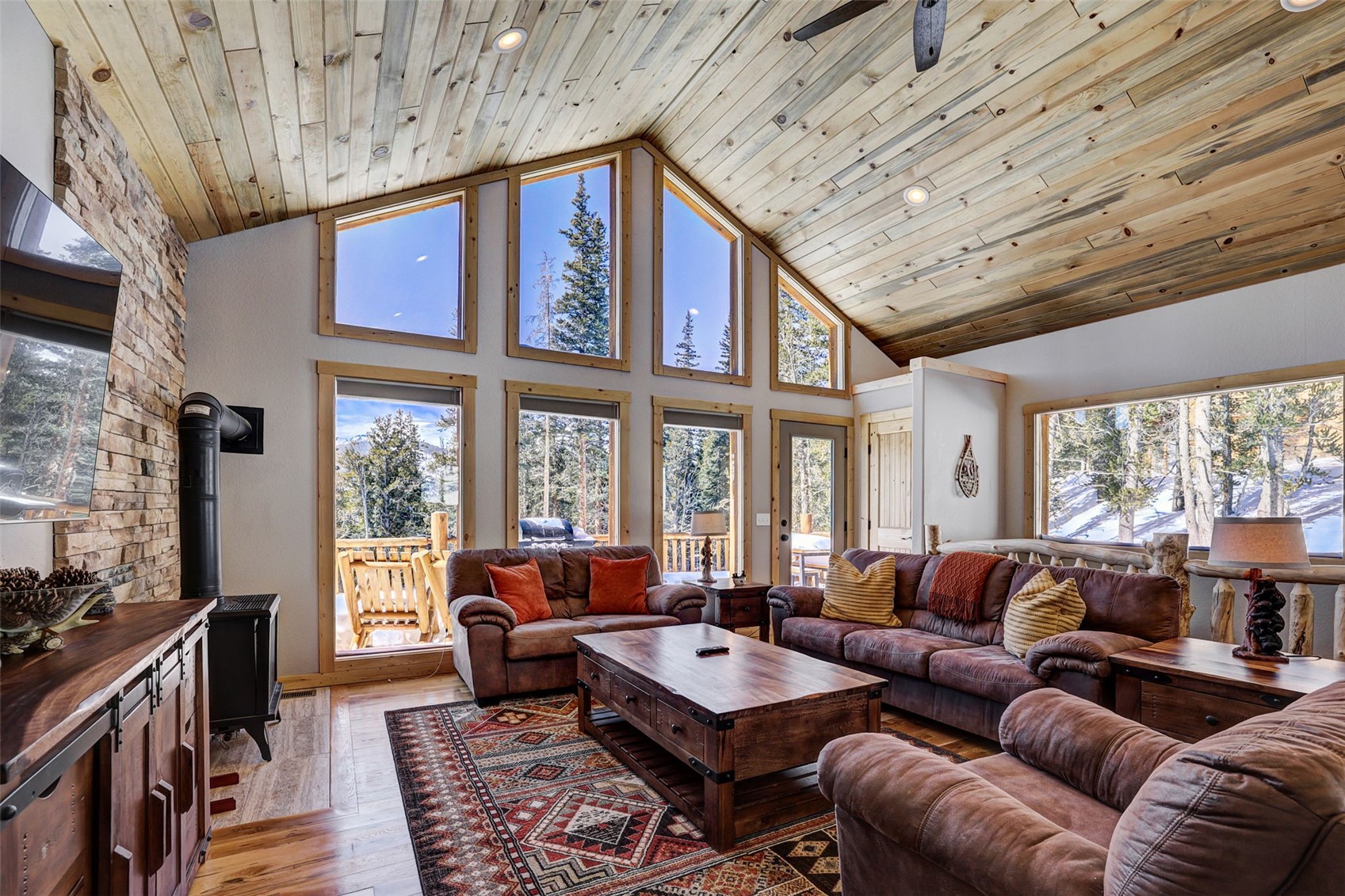 207 Pine Cone