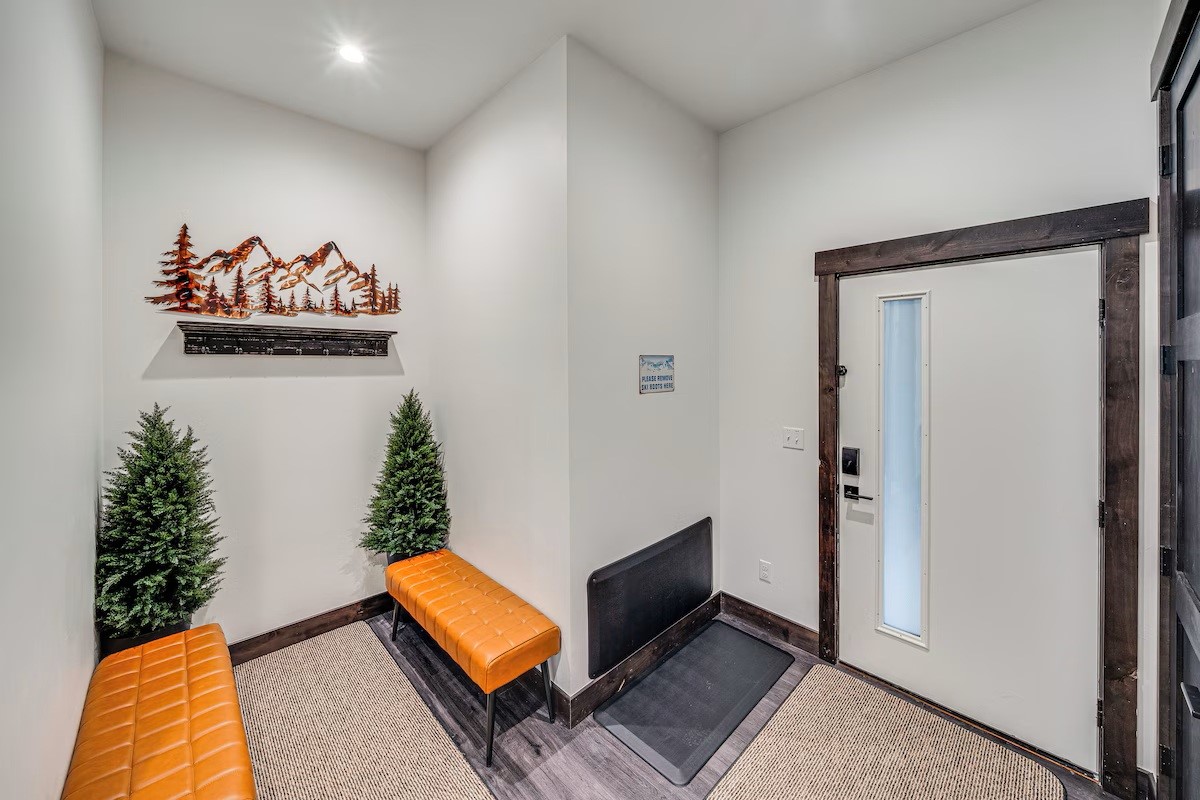 72 Meadow Creek LANE 104