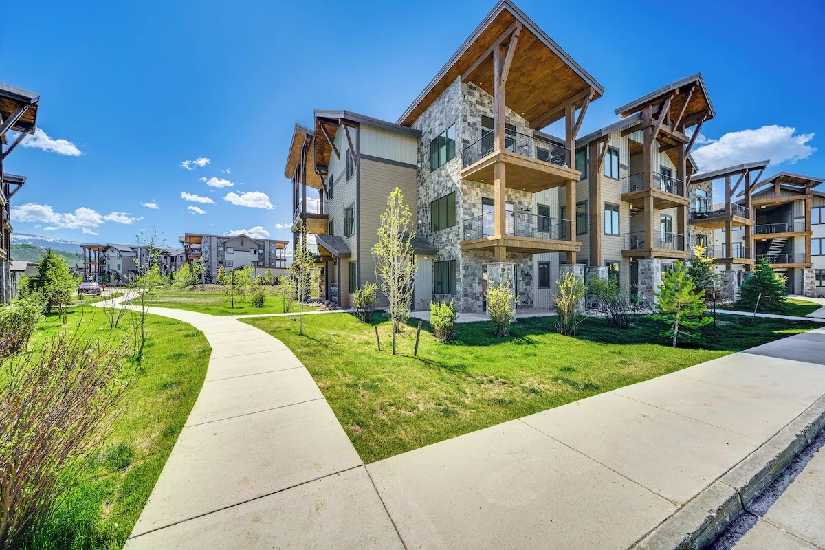 72 Meadow Creek LANE 104