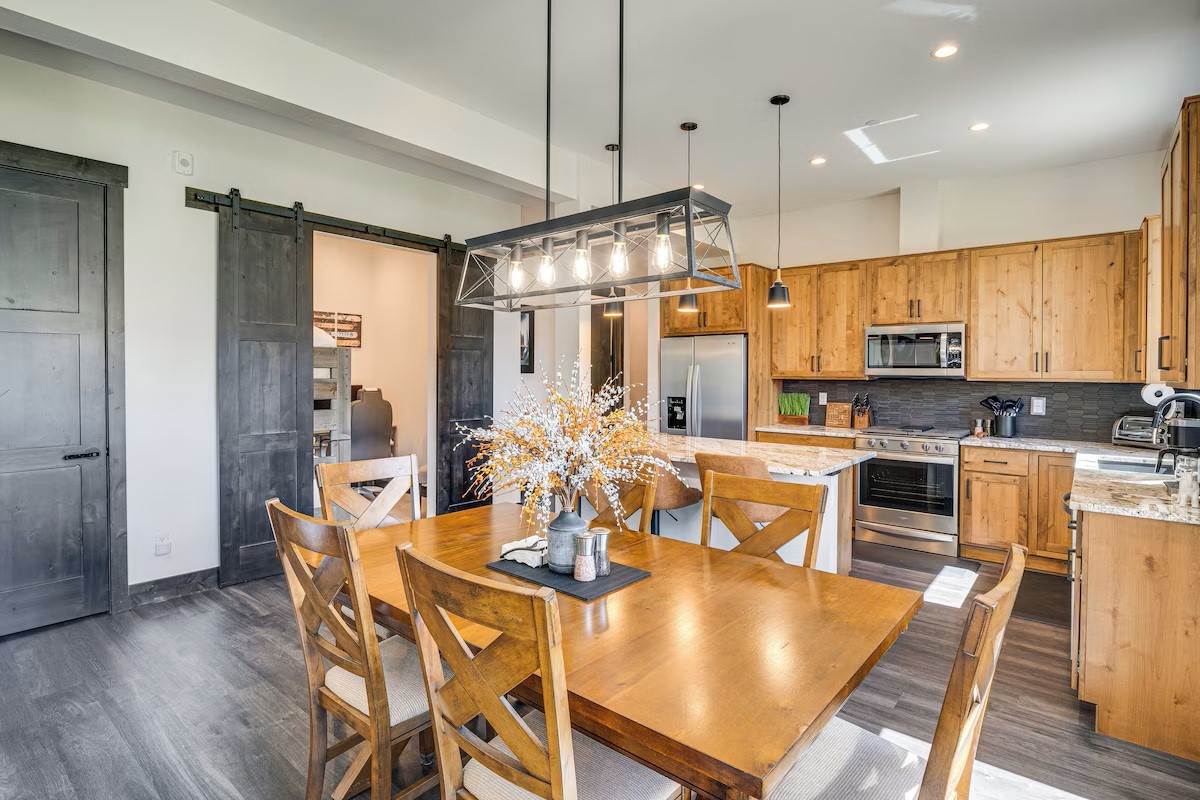 72 Meadow Creek LANE 104