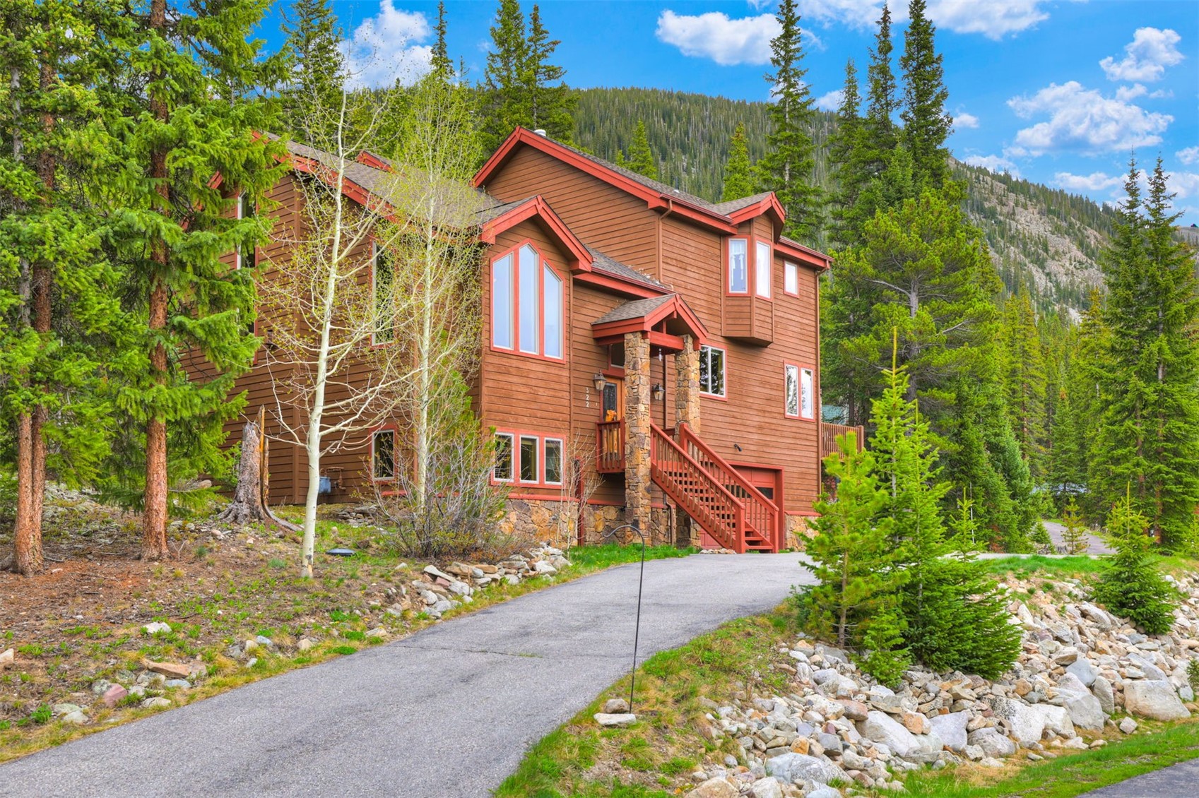 322 Davis COURT