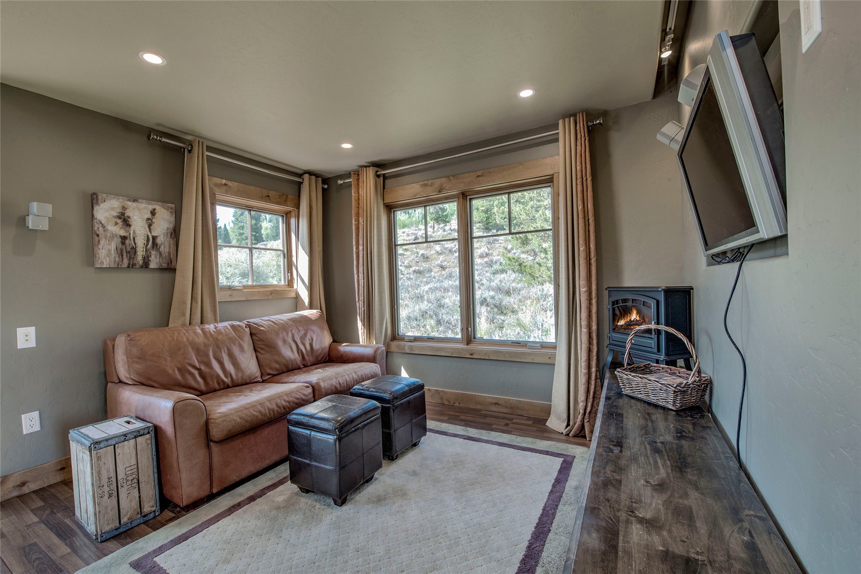 37 Silver Dollar DRIVE