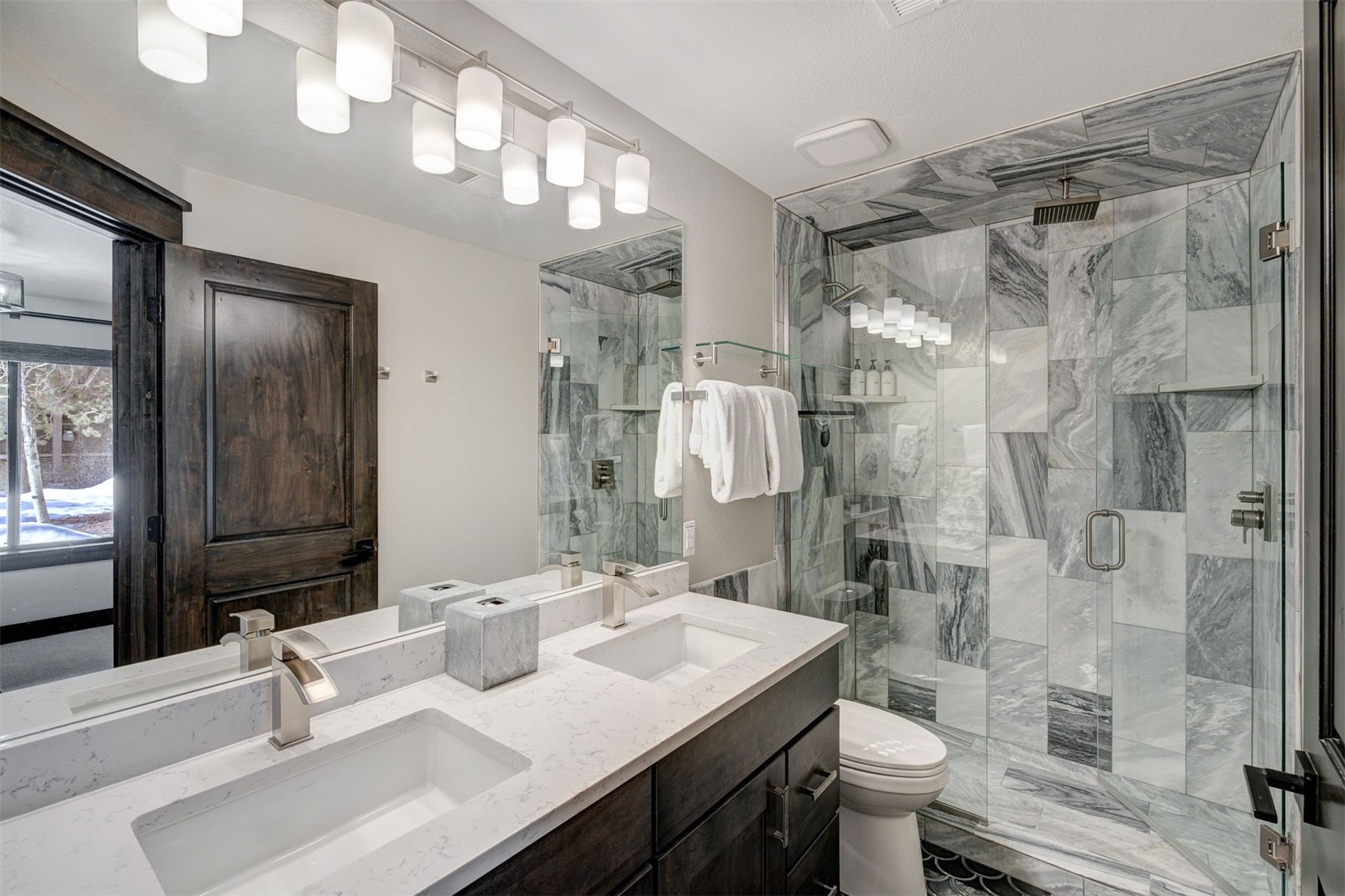 216 Village Point DRIVE 216