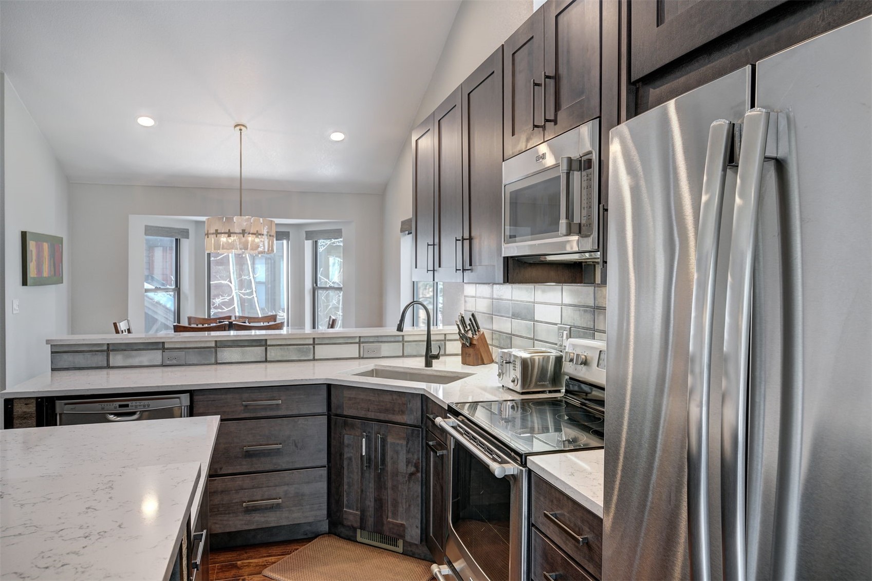 216 Village Point DRIVE 216