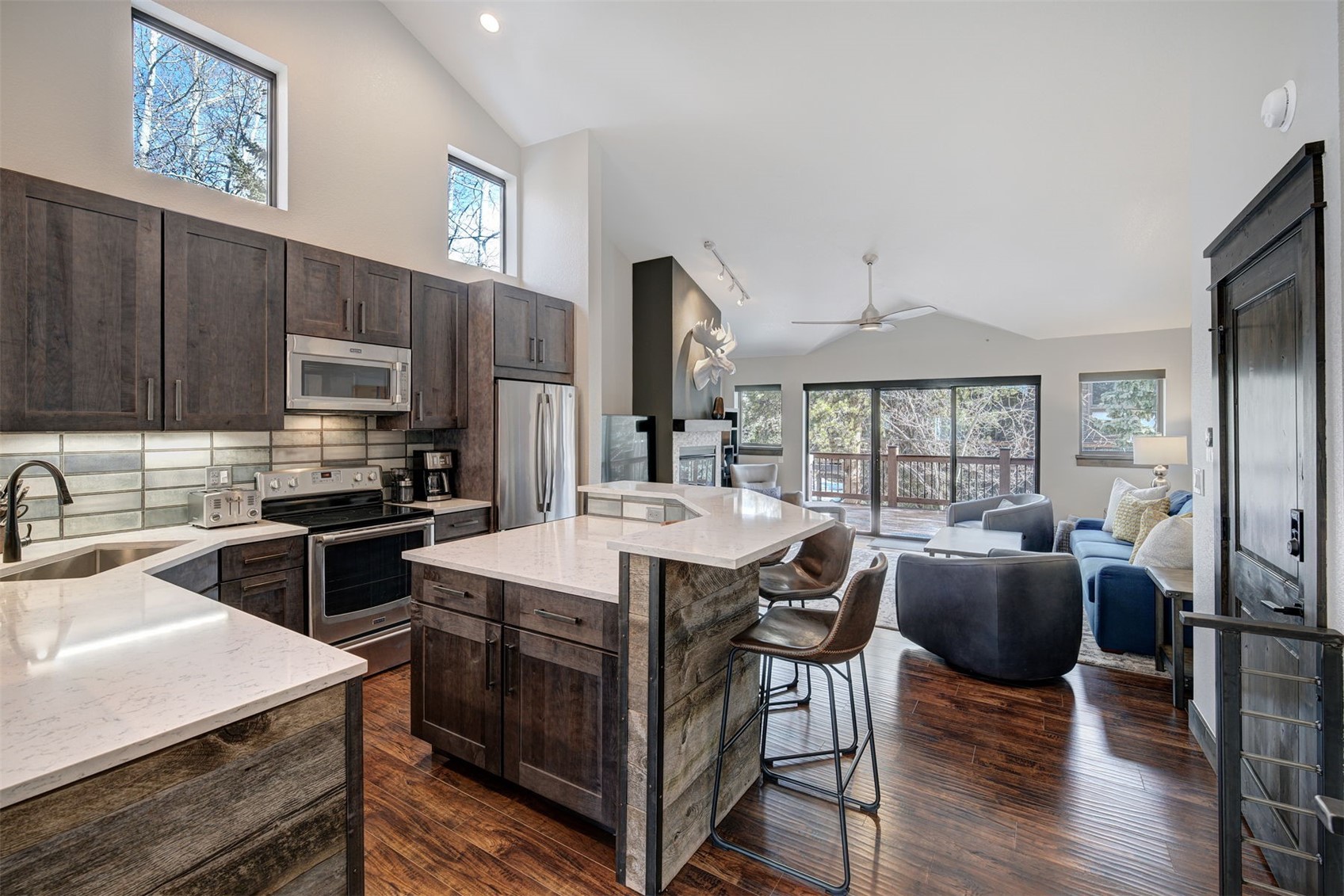 216 Village Point DRIVE 216