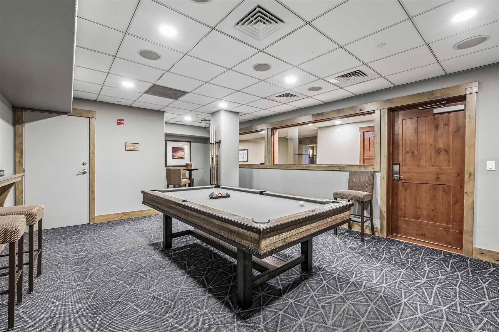 1521 Ski Hill ROAD 8211