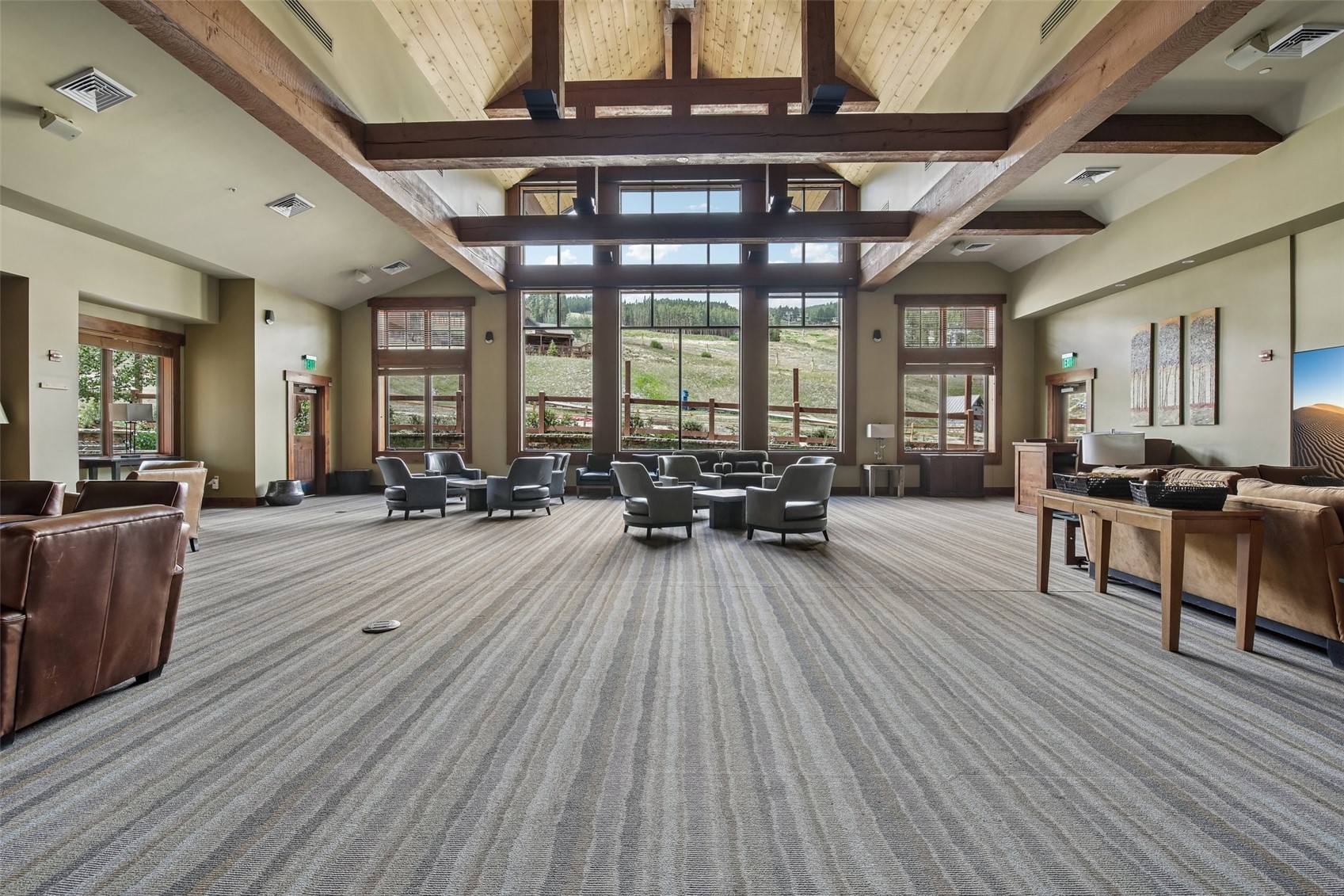 1521 Ski Hill ROAD 8211
