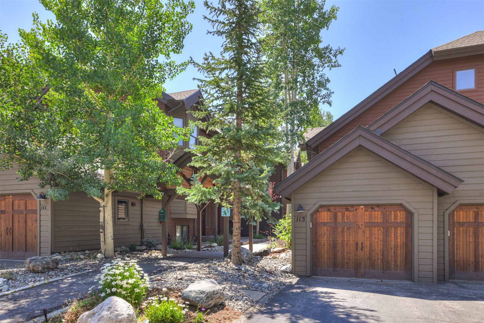 113 Village Point DRIVE 113