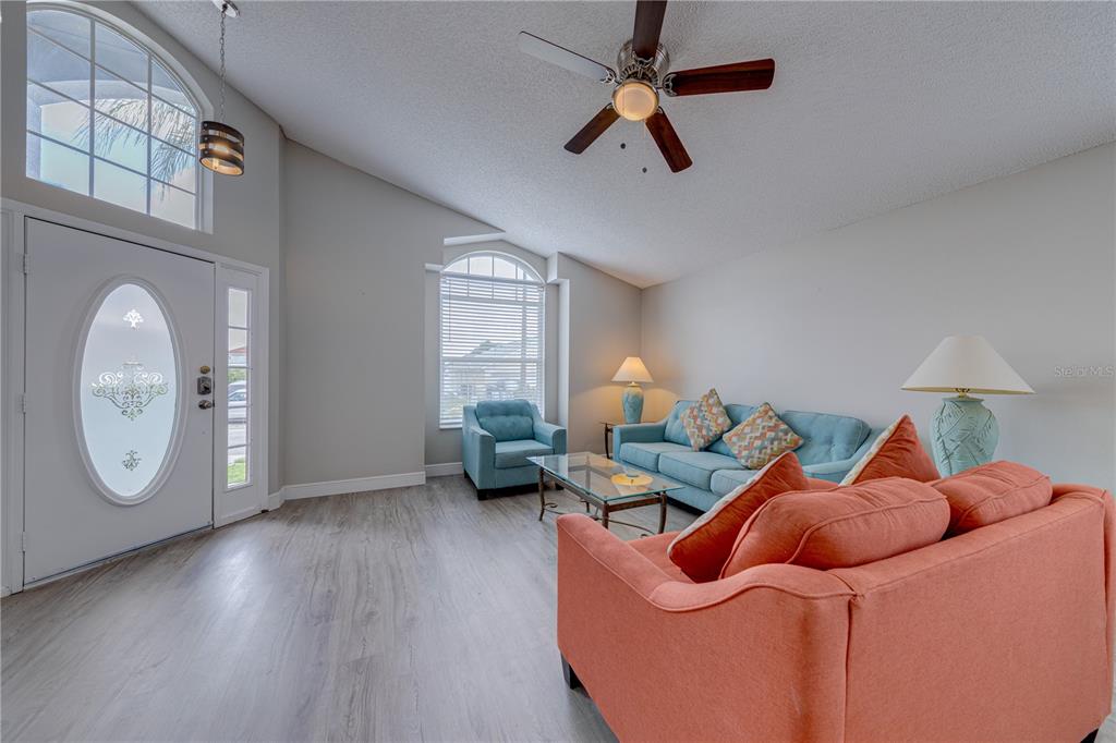 522 ROCHESTER LOOP
