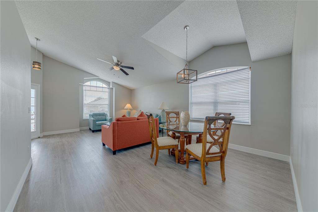522 ROCHESTER LOOP