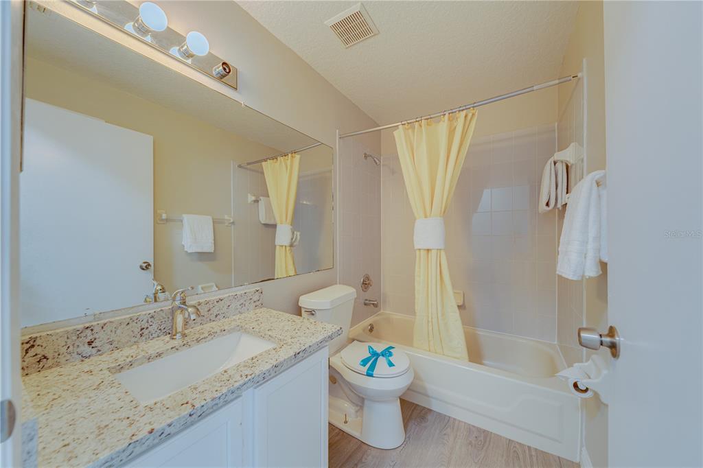 522 ROCHESTER LOOP