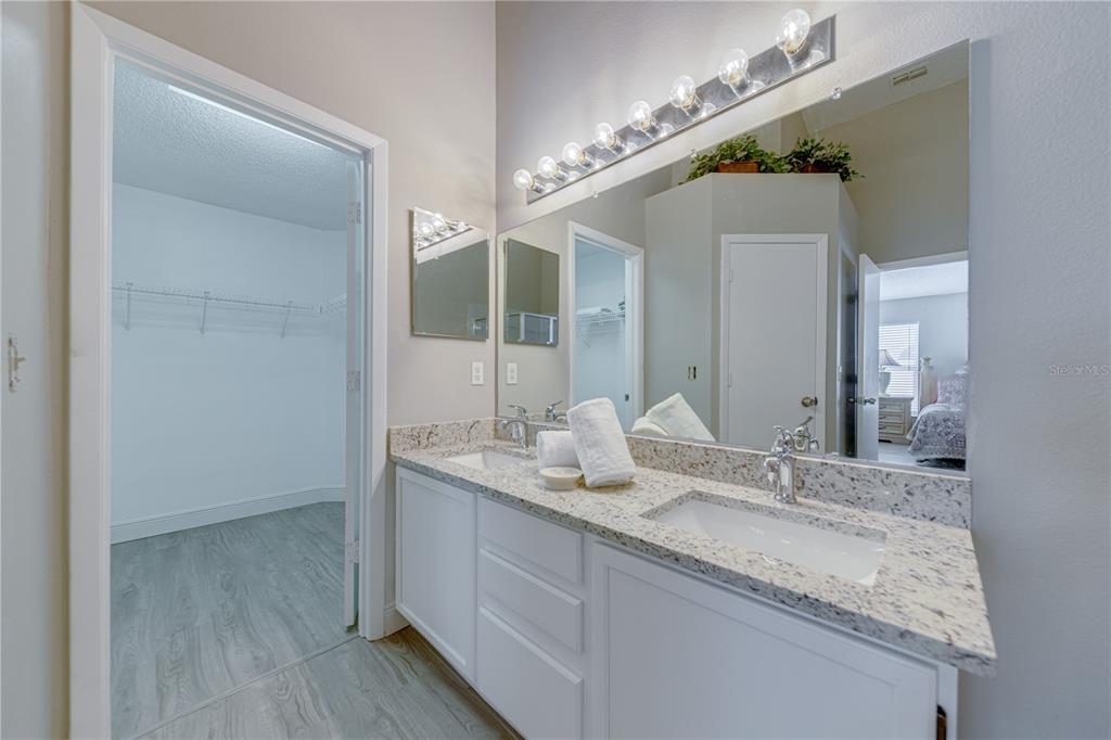 522 ROCHESTER LOOP