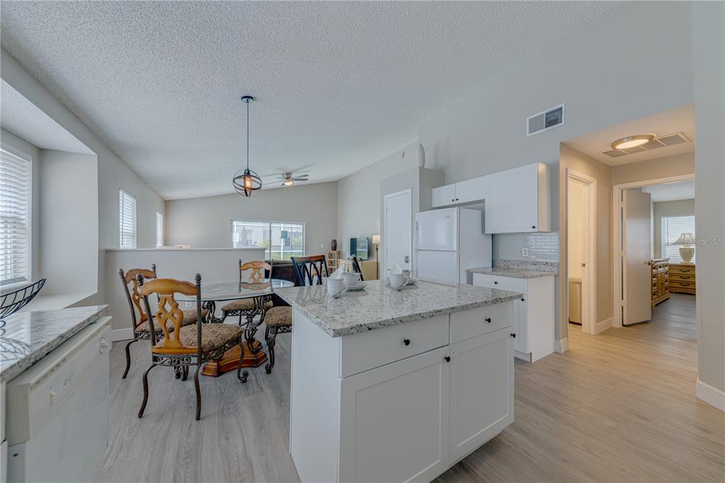 522 ROCHESTER LOOP