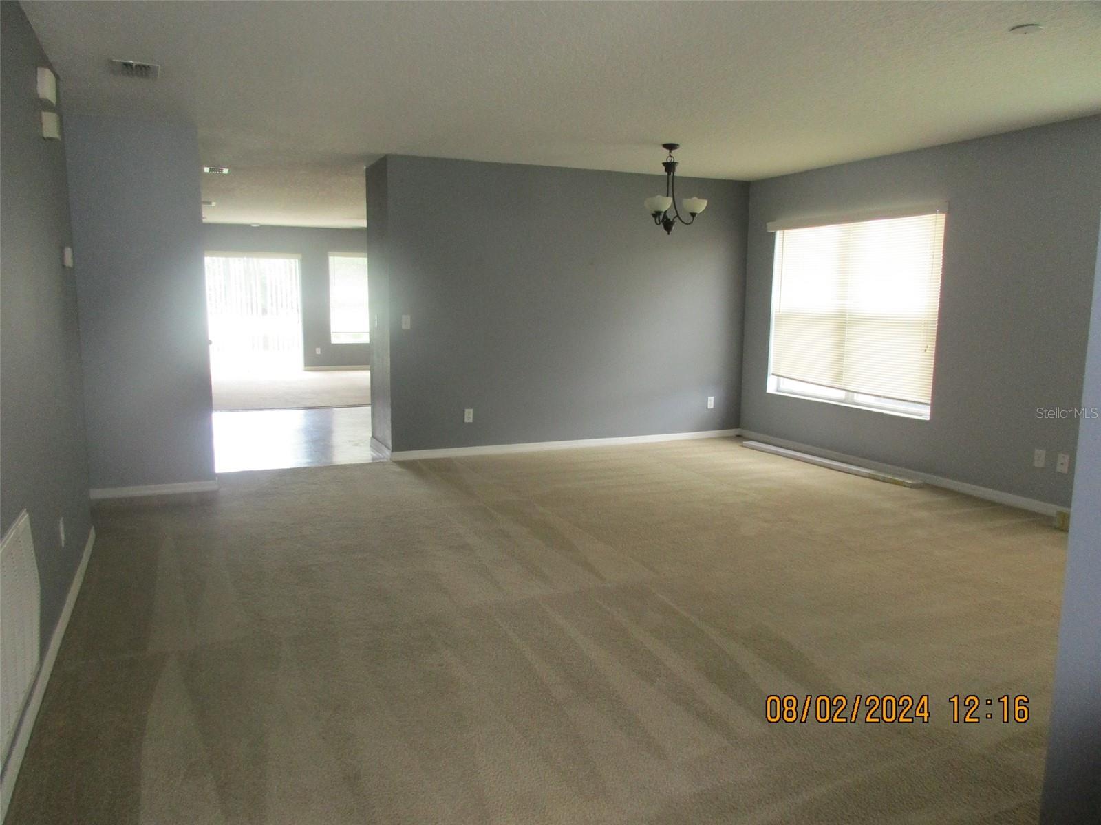 9 WINDROSE DR