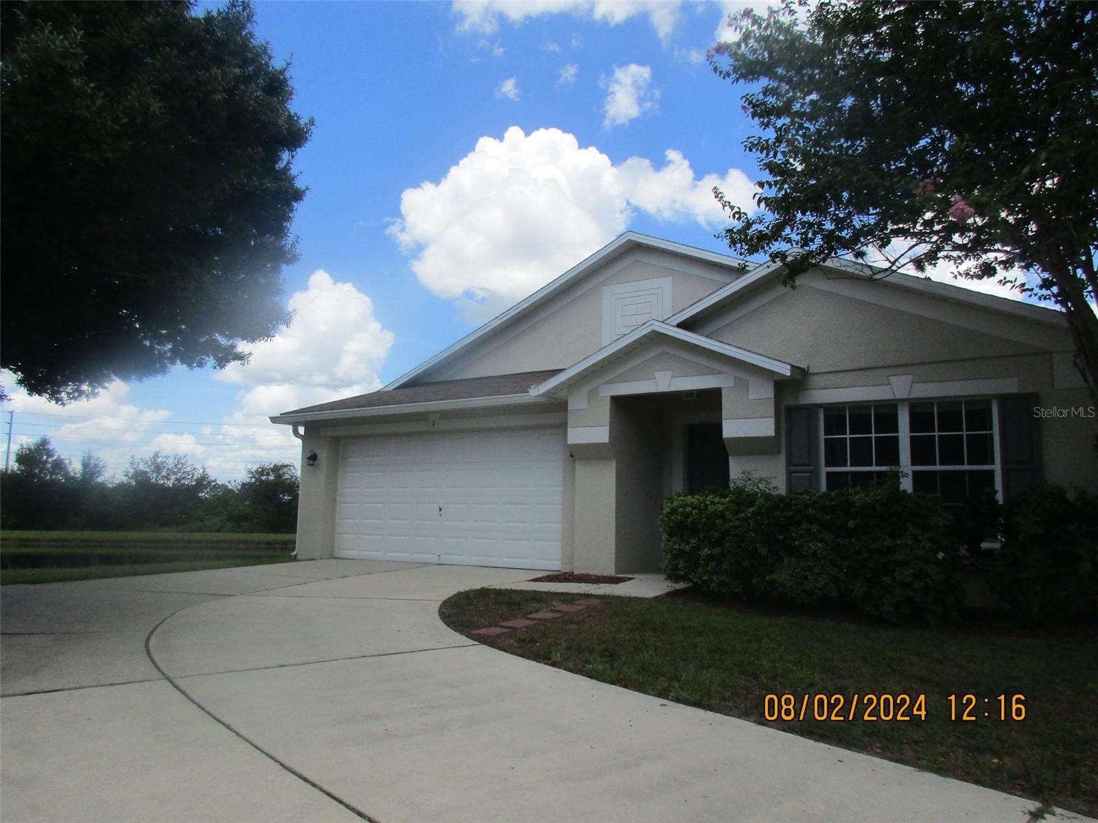 9 WINDROSE DR