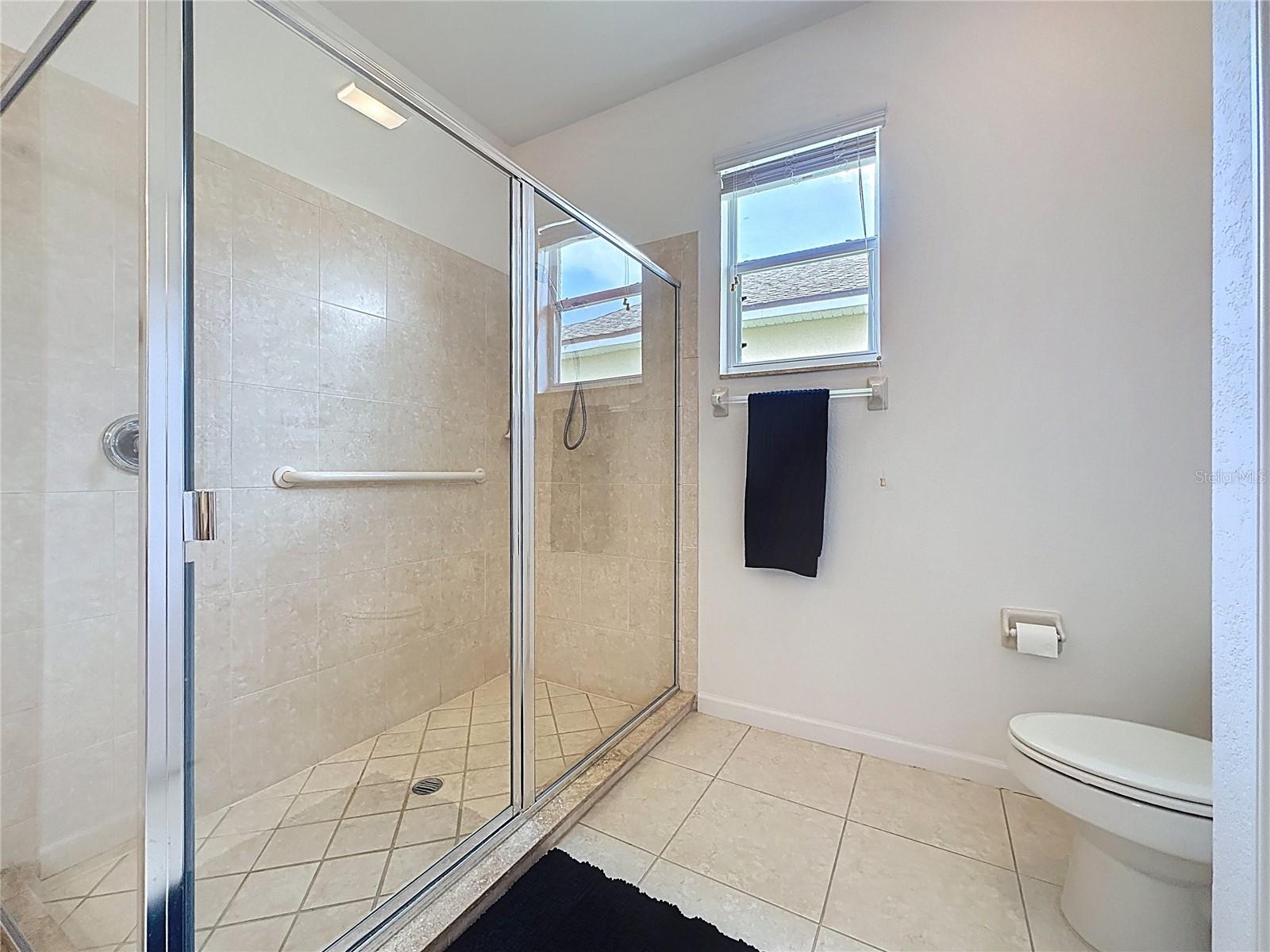 2924 WHITE CEDAR CIR