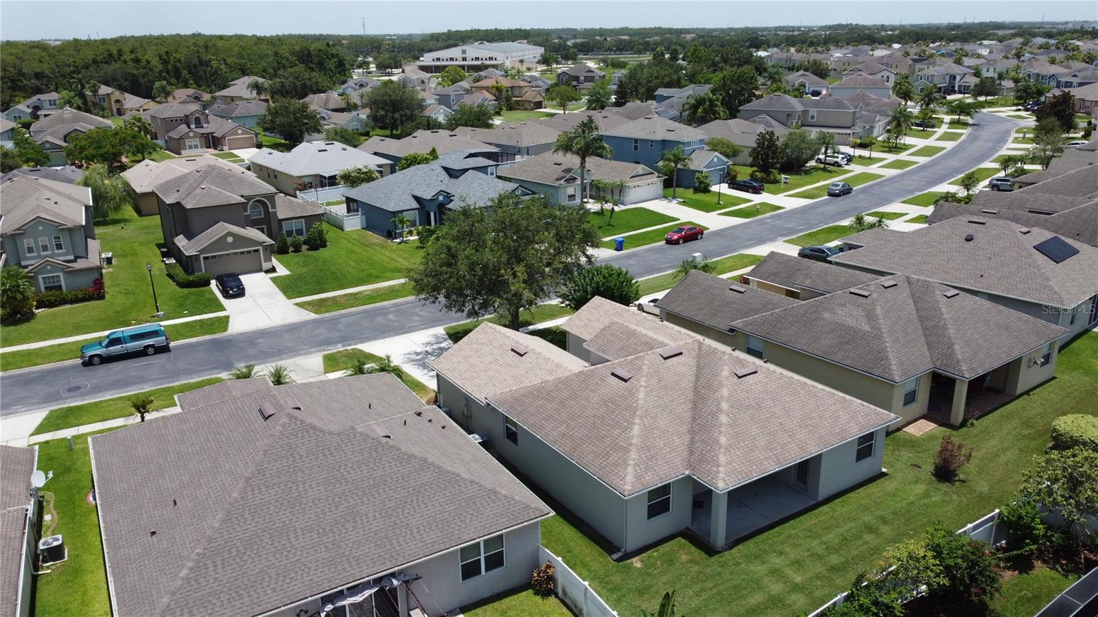 2924 WHITE CEDAR CIR