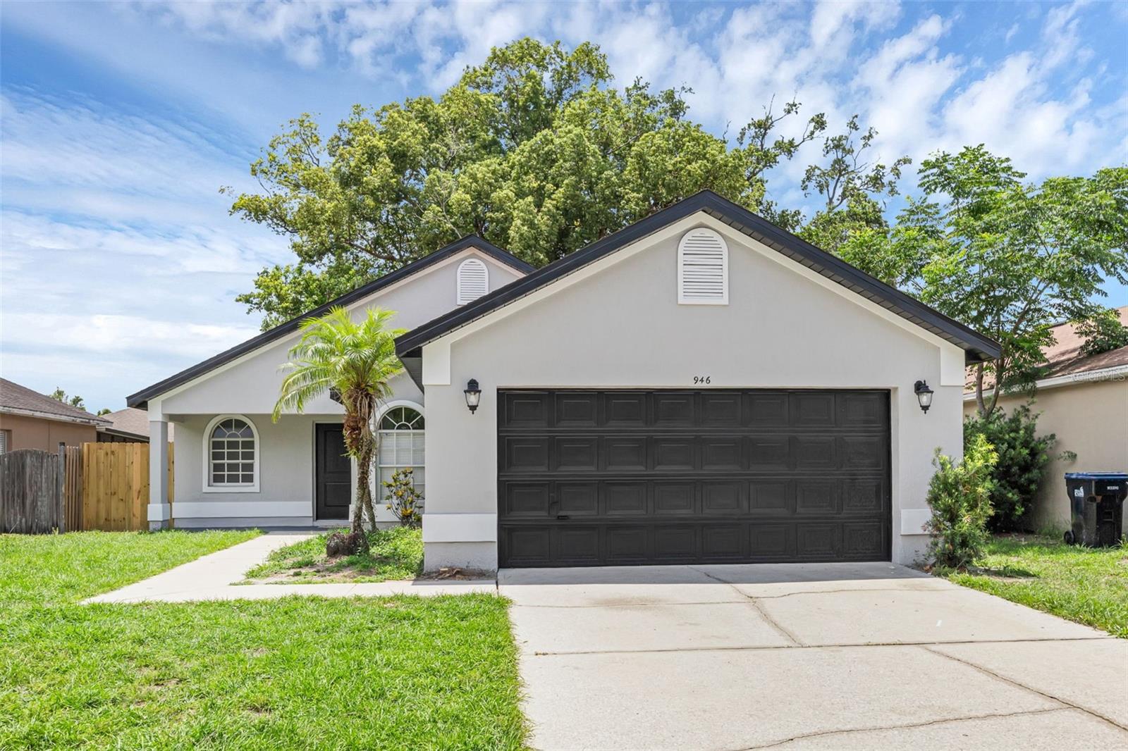 946 LITTLE CREEK RD