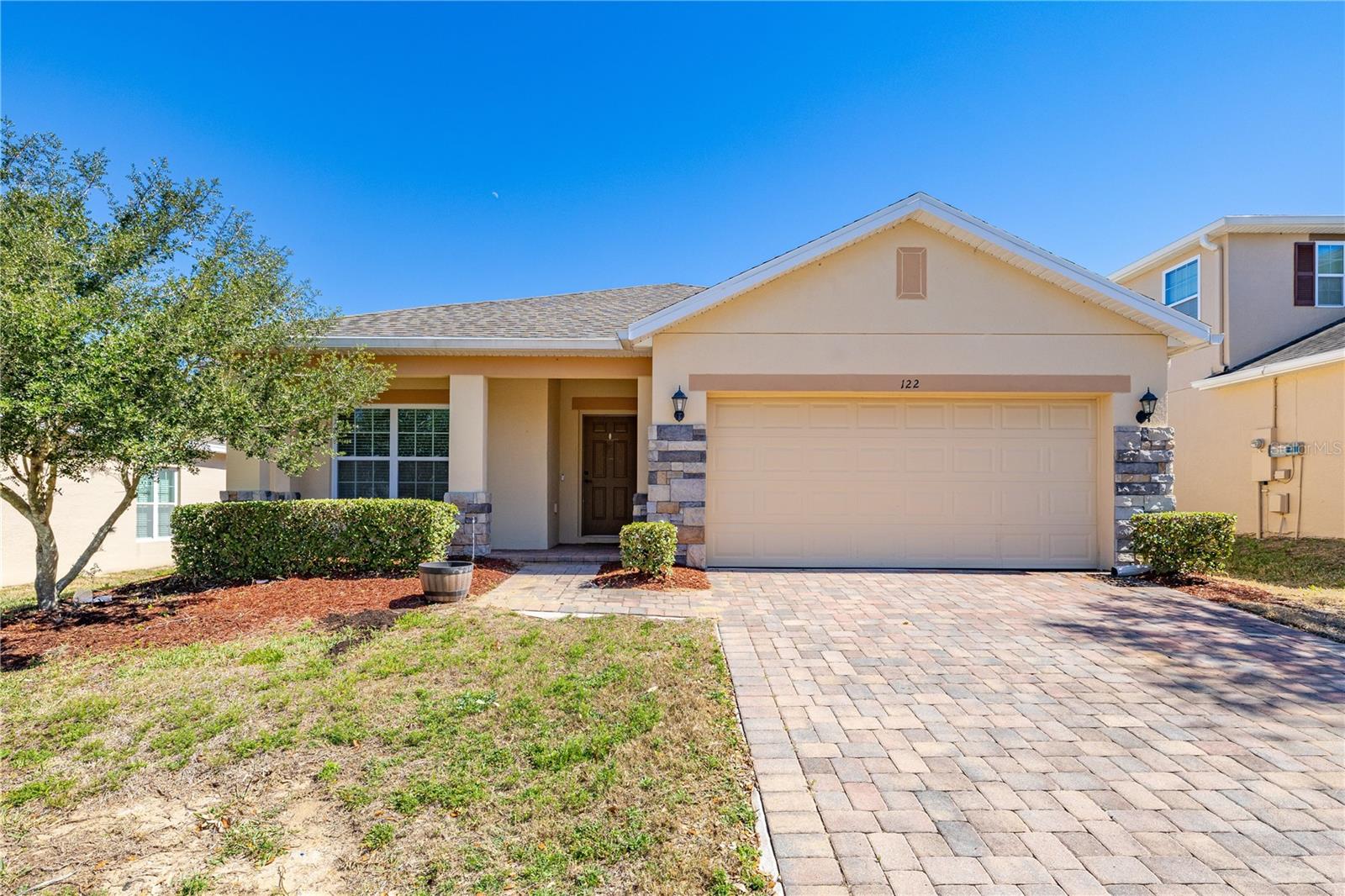 122 ANDALUSIA LOOP