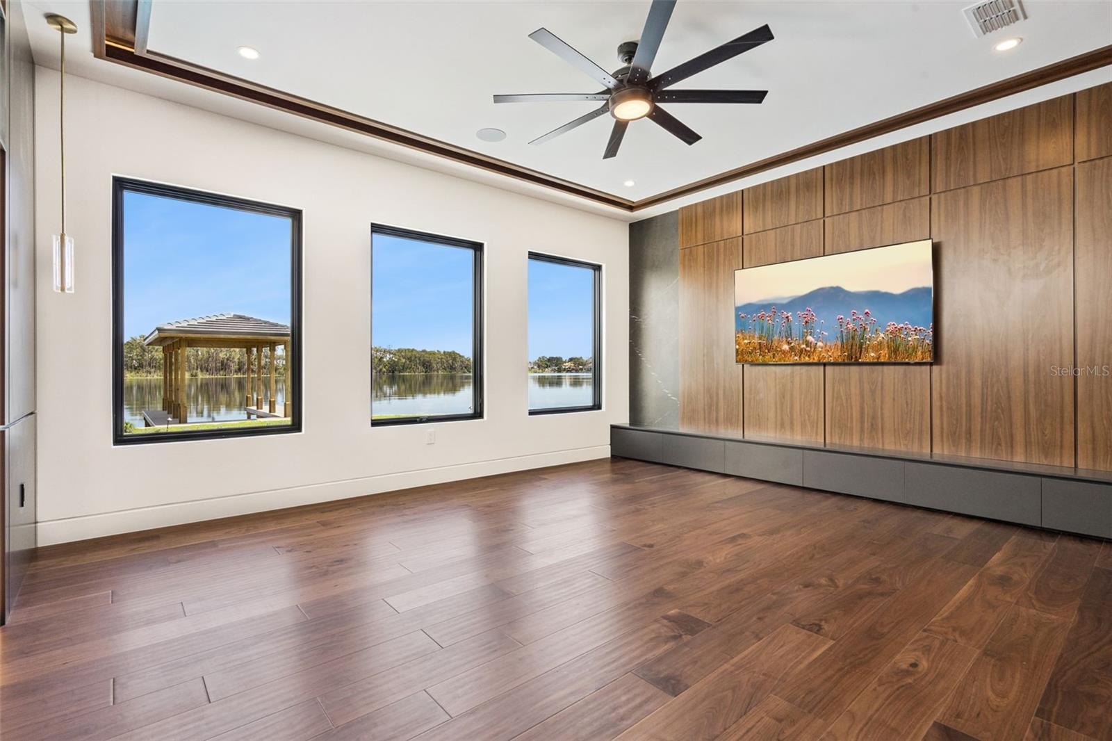 9117 BAY POINT DR