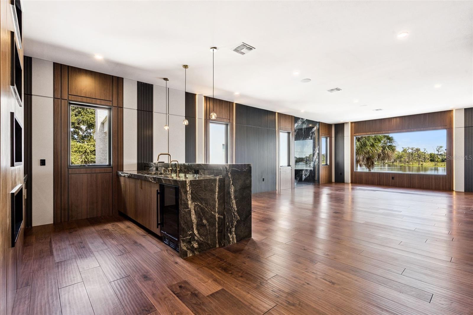 9117 BAY POINT DR
