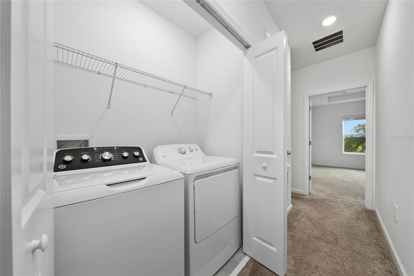 3295 LAURENT LOOP