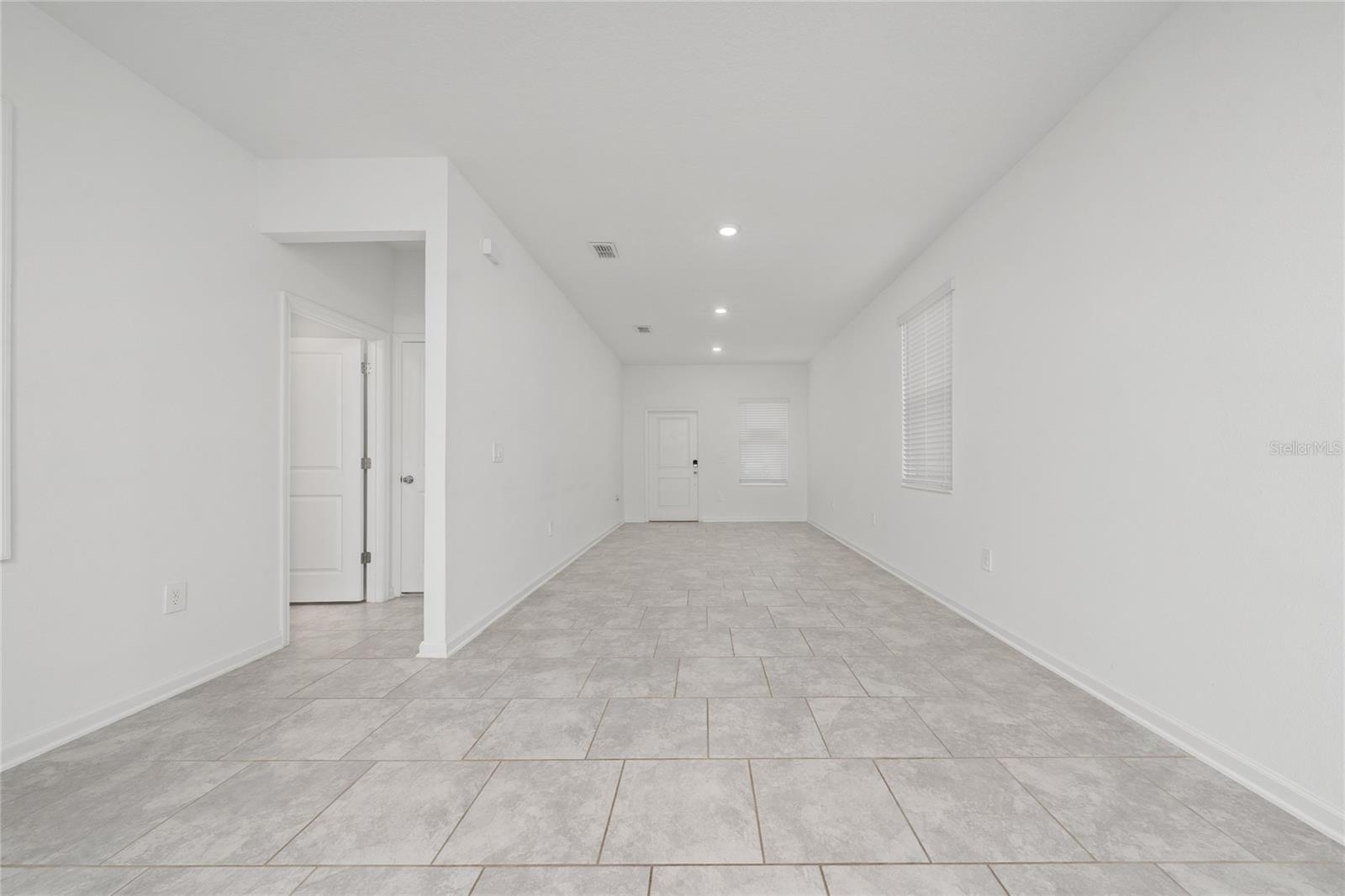 3330 LAURENT LOOP #3330