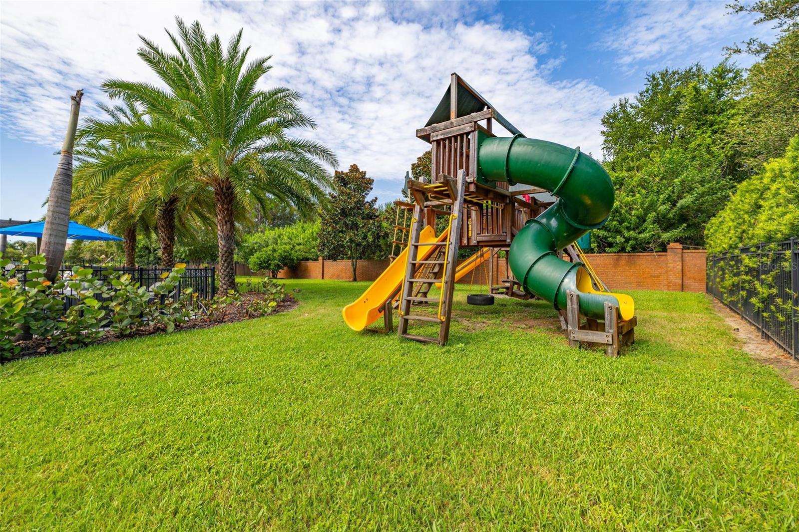 5526 MARLEON DR