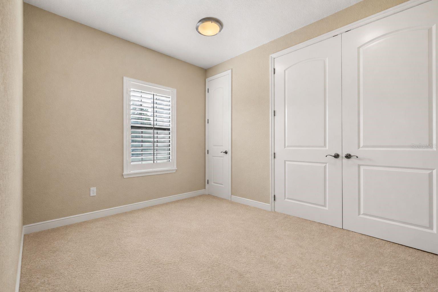 5526 MARLEON DR