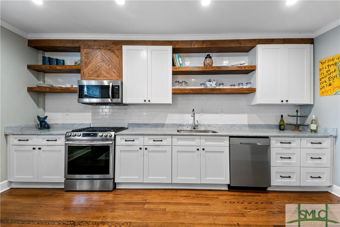 325 E 56th Street