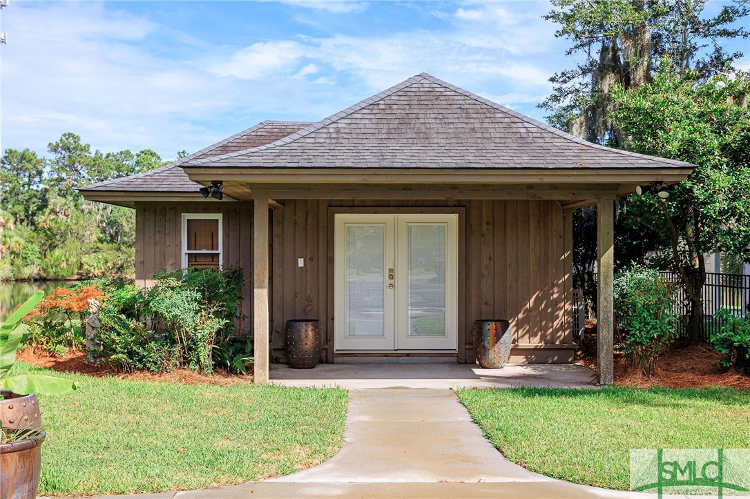207 E Point Drive