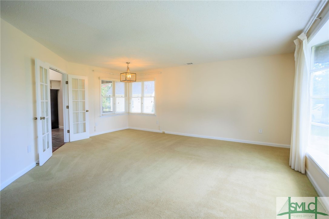 207 E Point Drive