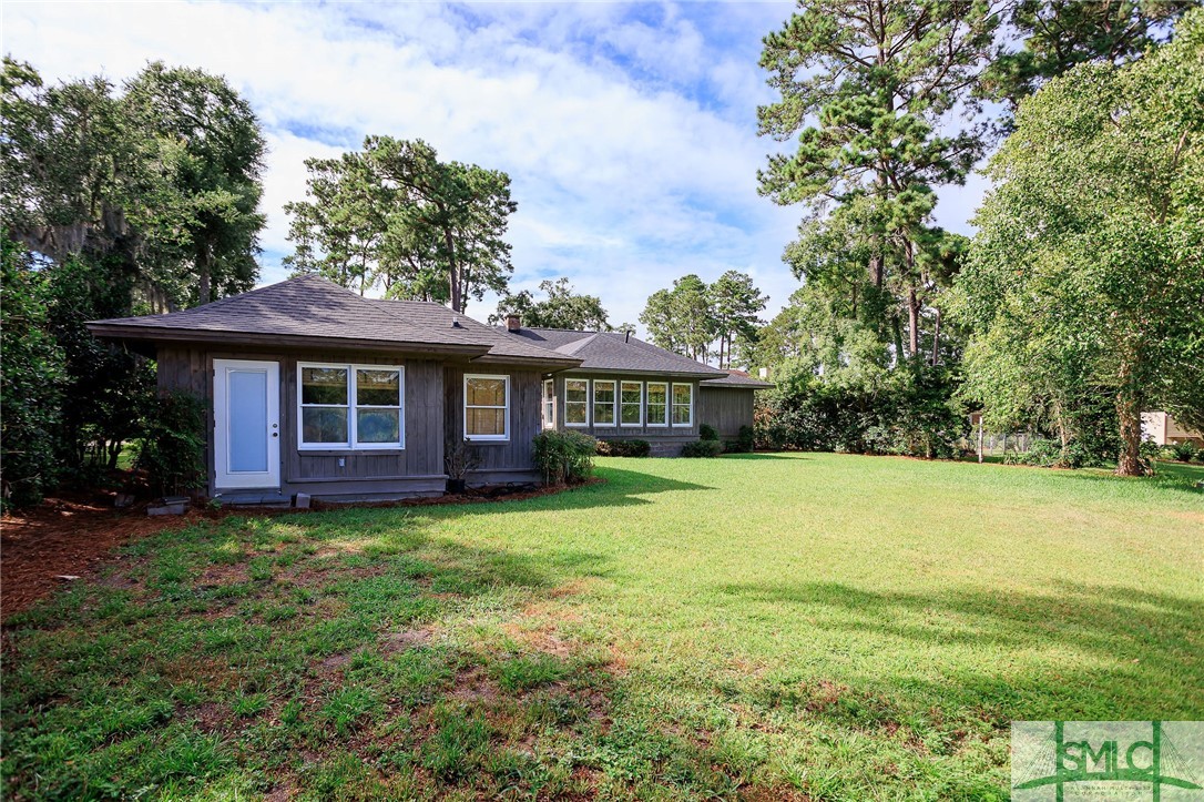 207 E Point Drive