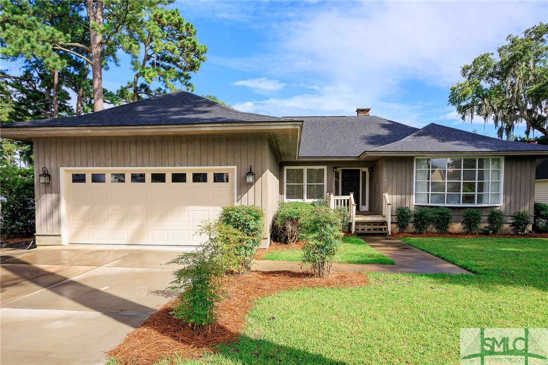 207 E Point Drive