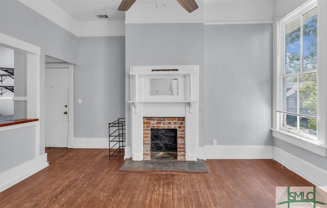 402 E Park Avenue 2B