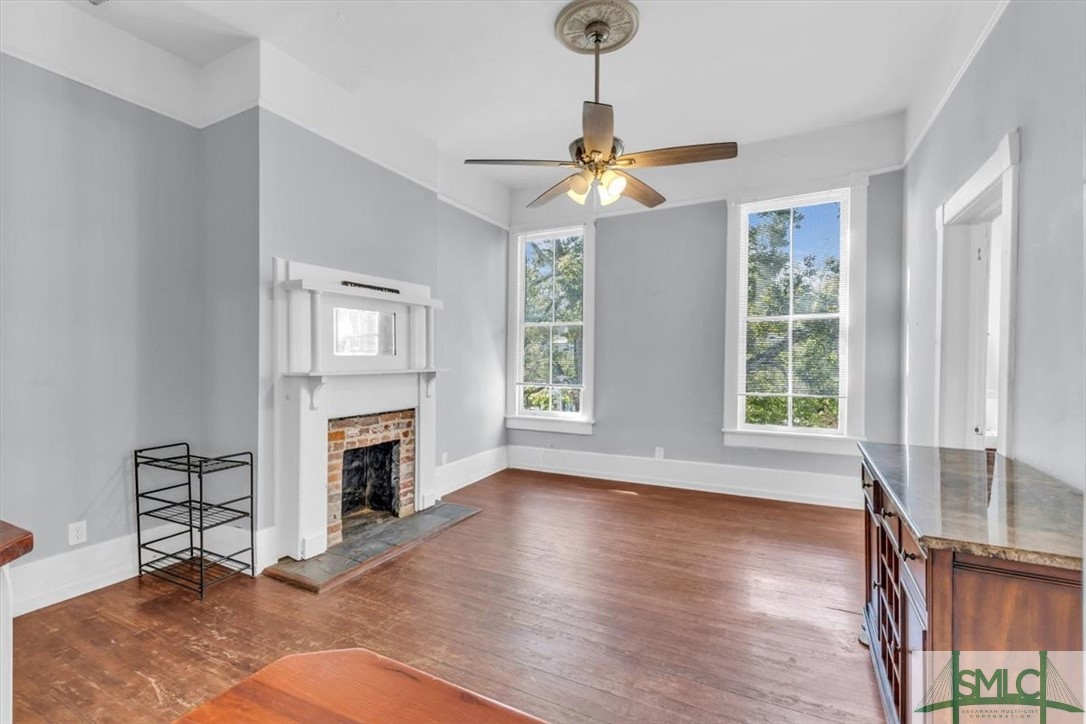 402 E Park Avenue 2B