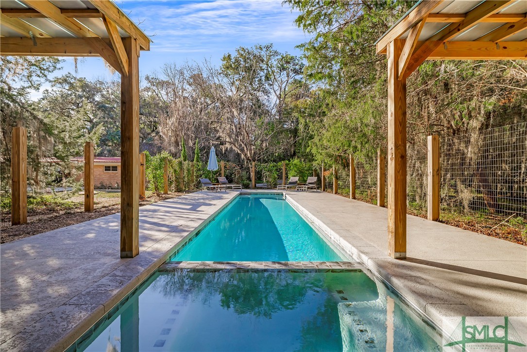 8 Marvalingrove Drive