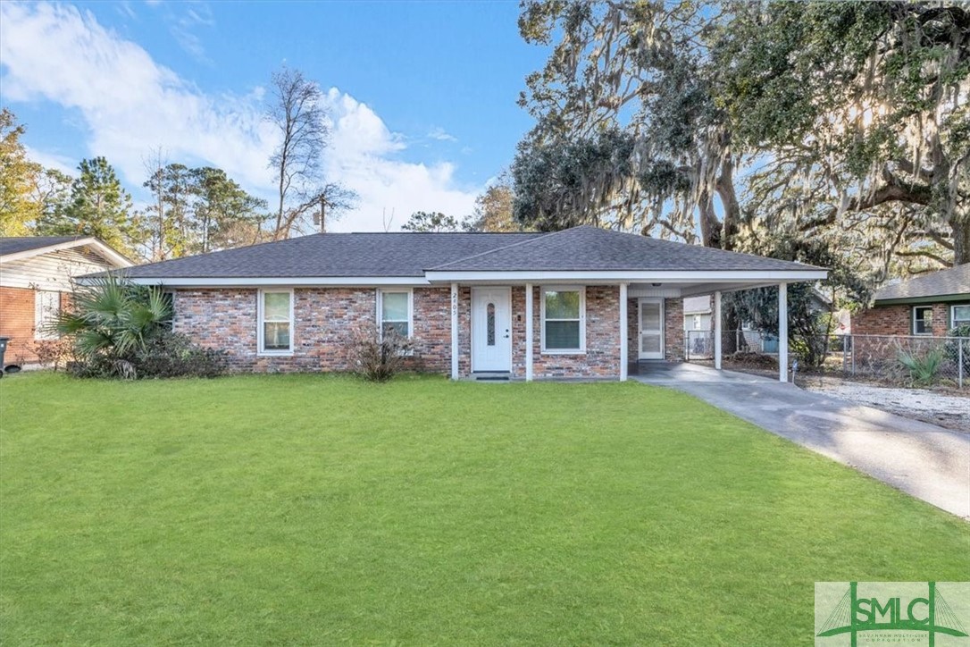 2405 Dolphin Drive