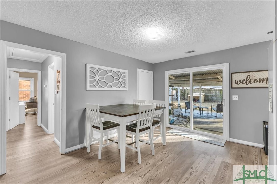 2405 Dolphin Drive