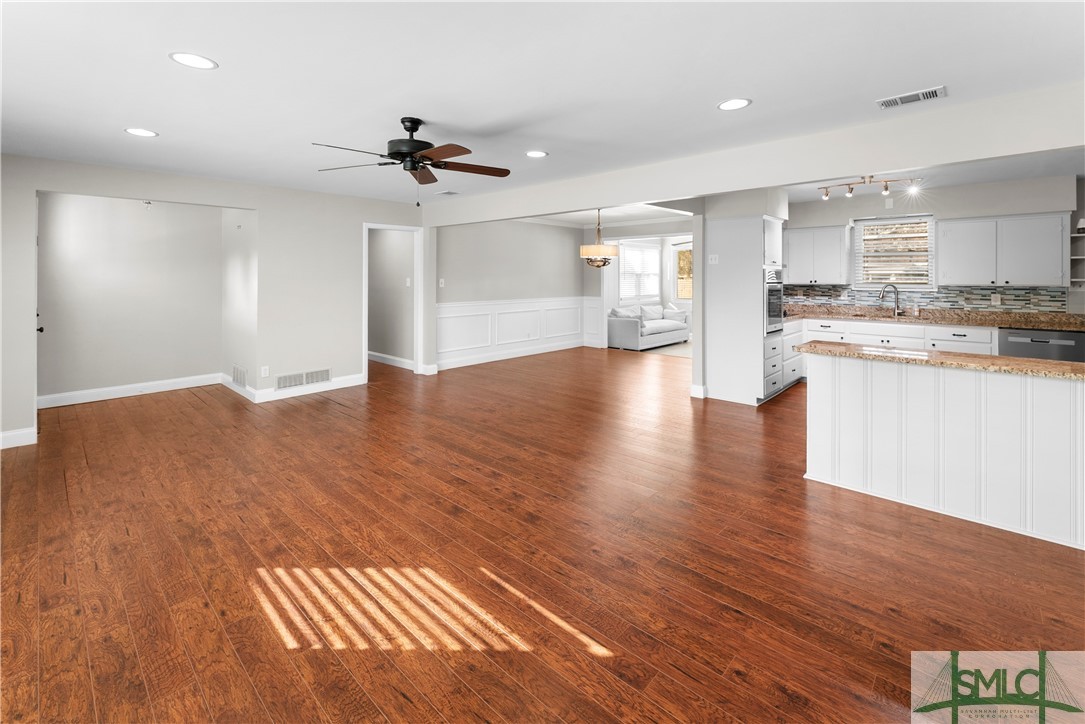 1120 Meridian Drive